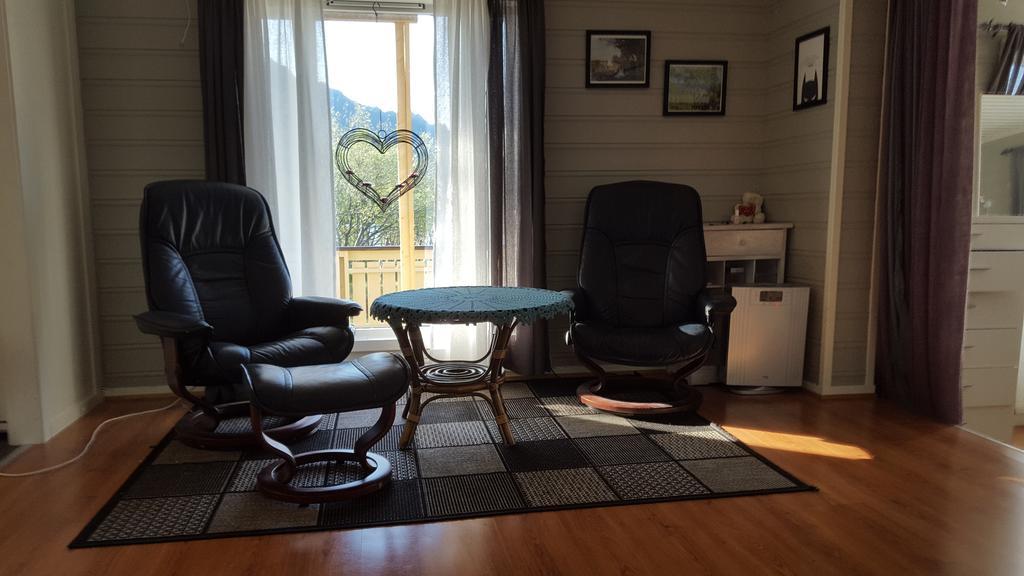 Holiday Home Lofoten Lyngvaeret Exterior photo